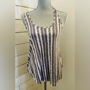 Ella Moss Women’s Tank Top Size Medium Travel Vacation‎ Athleisure Summer
